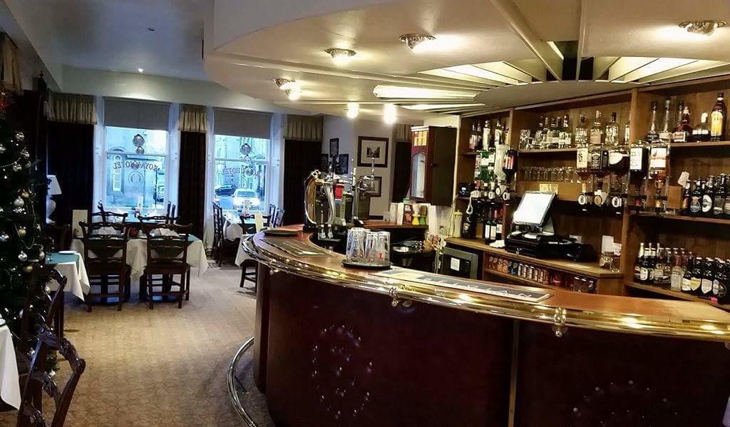 The Royal Hotel Tain Extérieur photo