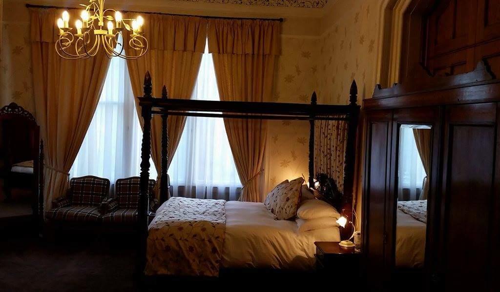 The Royal Hotel Tain Extérieur photo