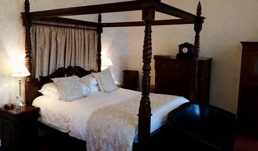 The Royal Hotel Tain Extérieur photo