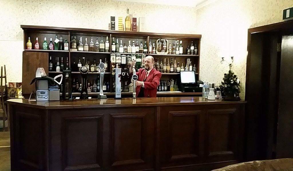 The Royal Hotel Tain Extérieur photo